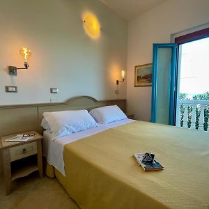 Camera standard con letto king size